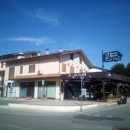 Sestosenso Food Drink Sleep Ristorante Pizzeria Alloggi Cesena Dış mekan fotoğraf