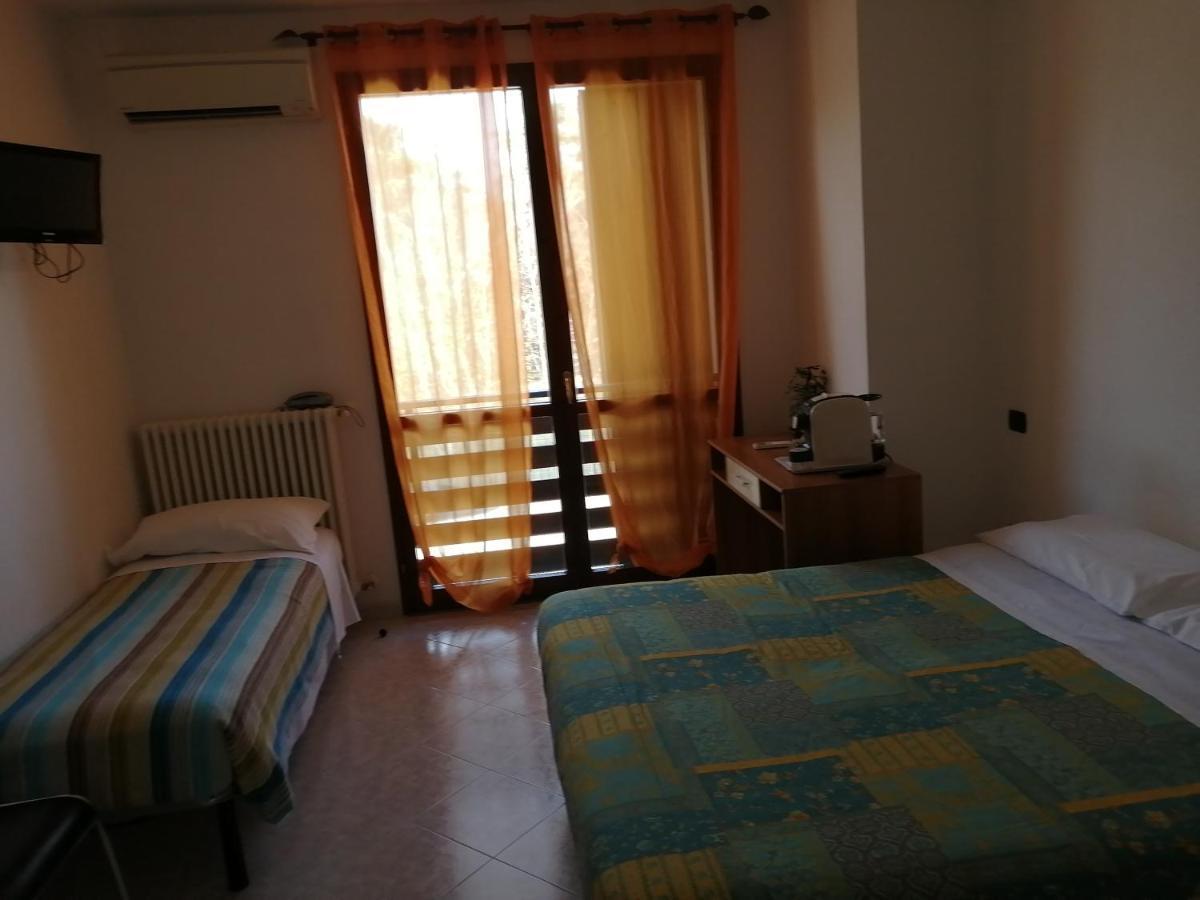 Sestosenso Food Drink Sleep Ristorante Pizzeria Alloggi Cesena Dış mekan fotoğraf